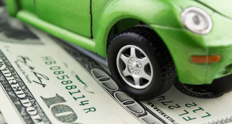 What to Pay Attention to for Auto Insurance Savings