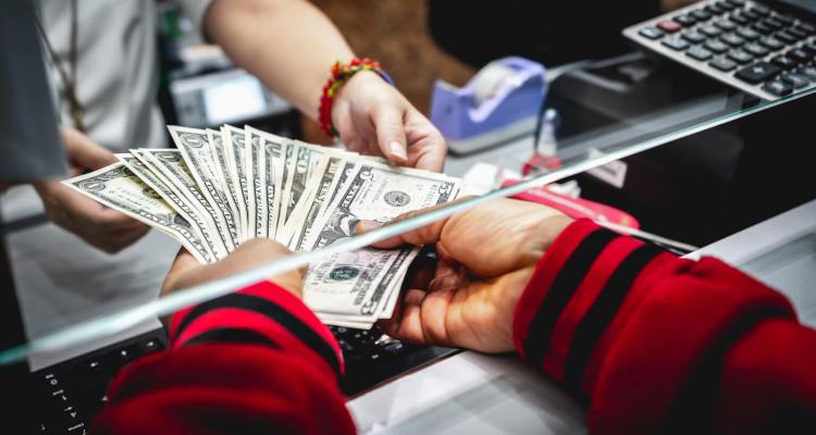 Things to Consider When Obtaining a Loan Till Payday