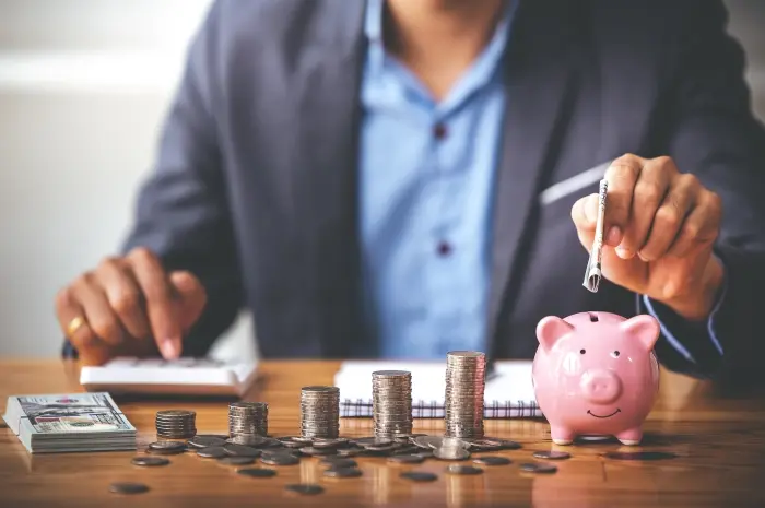 Strategies for Managing Your Personal Loan and Saving Money