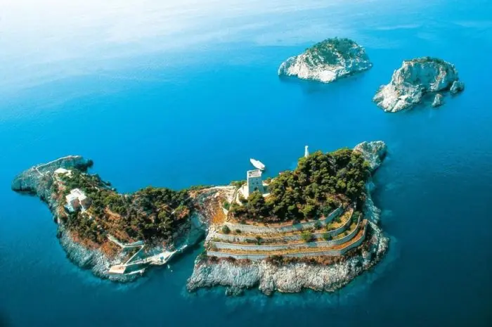 Li Galli Islands Explore Natural Beauty with Unique Mythological History in Positano